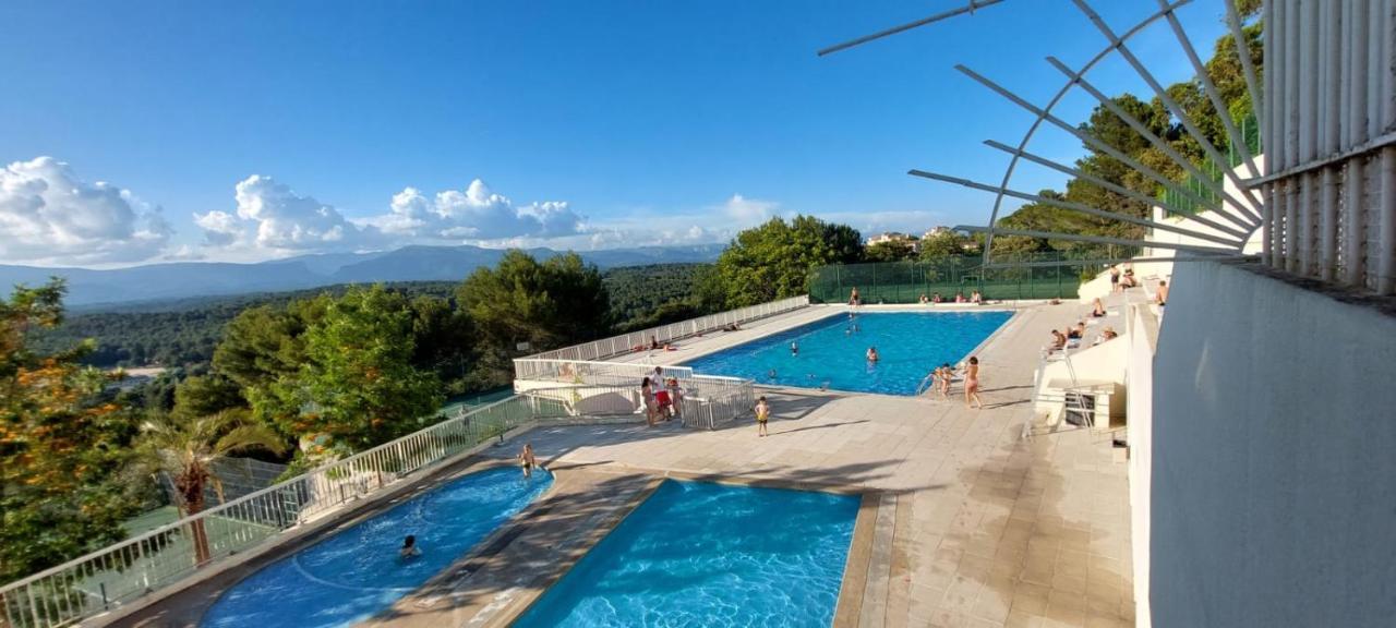Village Typique - Piscine - Grande Terrasse Ombragee - Logement Climatise Mougins Exterior photo