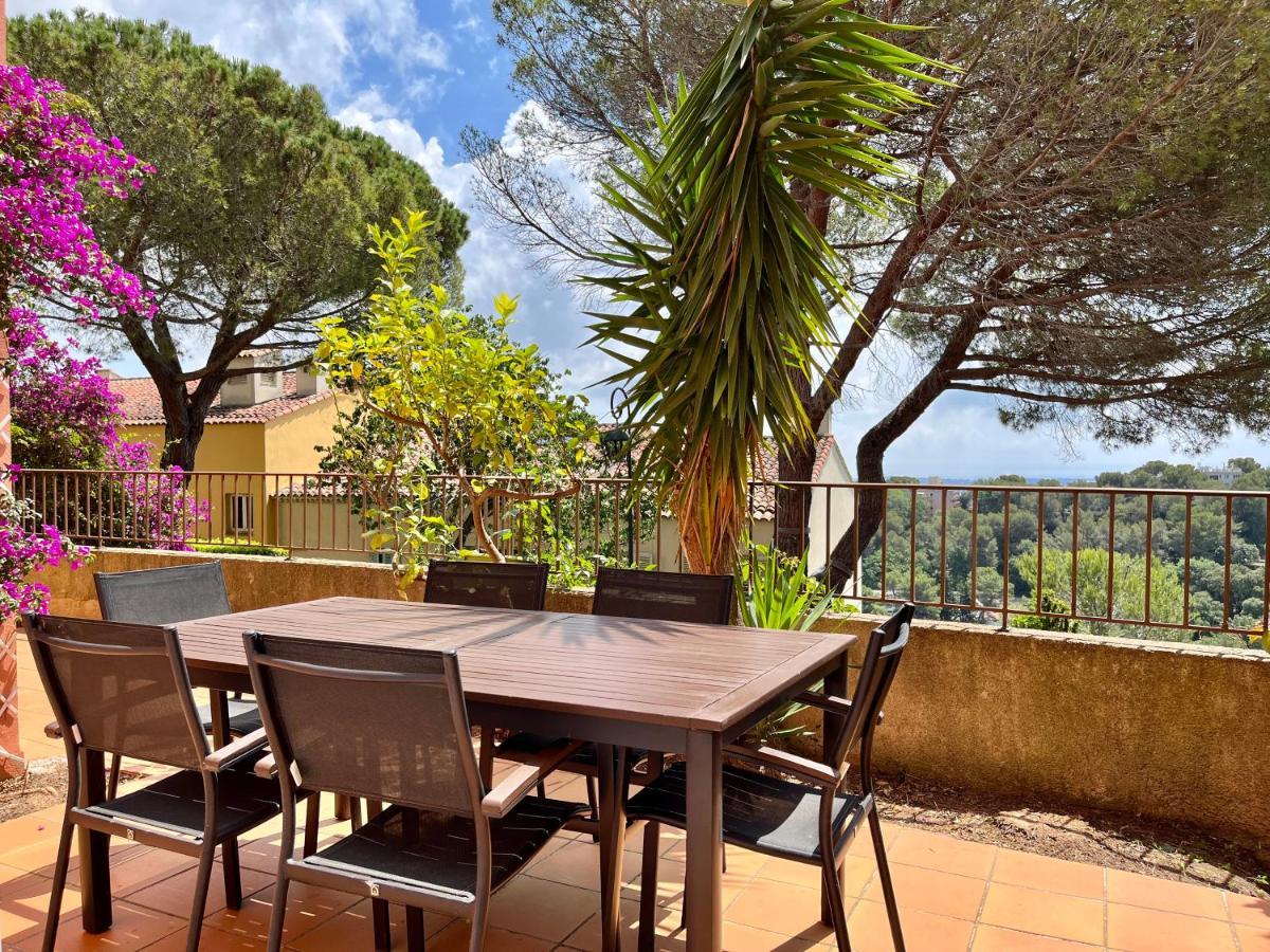 Village Typique - Piscine - Grande Terrasse Ombragee - Logement Climatise Mougins Exterior photo